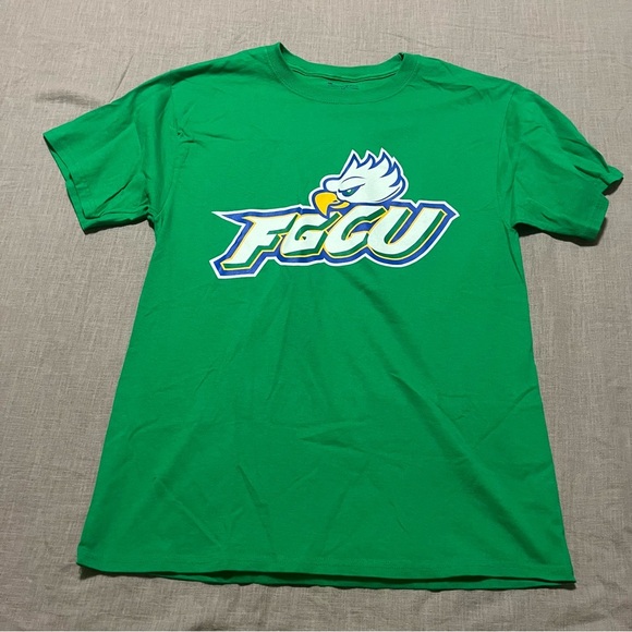 FGCU Champion Green Tee Size Medium Florida Gulf Coast University College - Picture 2 of 6